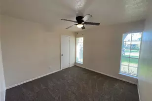 11402 Concho St, Houston, TX 77072 - Photo 7