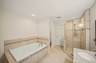 1641 Beaconshire Rd, Houston, TX 77077 - Photo 9