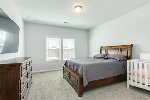 3640 Crosspointe Pass, Angleton, TX 77515 - Photo 11