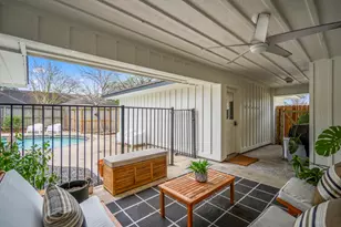 10735 Lynbrook Dr, Houston, TX 77042 - Photo 37