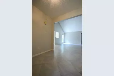 13 Maywind Court, The Woodlands, TX 77381 - Photo 11