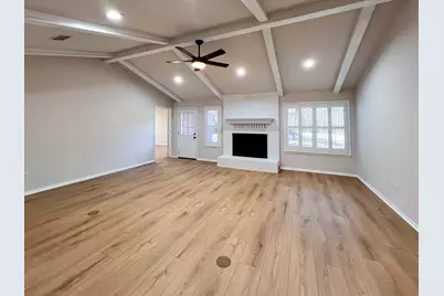 10 Oak Creek Drive, Huntsville, TX 77340 - Photo 3