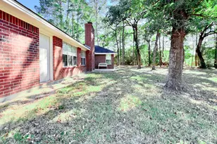 10 Oak Creek Dr, Huntsville, TX 77340 - Photo 35