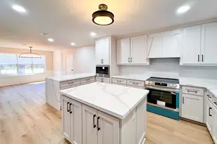 10 Oak Creek Dr, Huntsville, TX 77340 - Photo 13