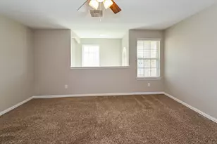2919 Chaplin Pl Dr, Humble, TX 77396 - Photo 9