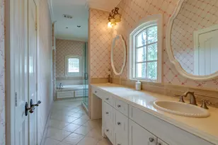 11527 Green Oaks Dr, Houston, TX 77024 - Photo 35