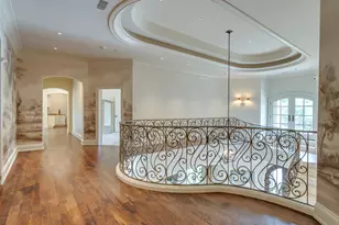 11527 Green Oaks Dr, Houston, TX 77024 - Photo 31