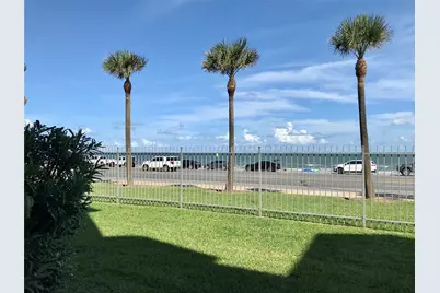 7000 Seawall Boulevard #614, Galveston, TX 77551 - Photo 25