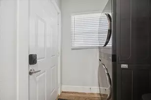 2410 Truxillo St, Houston, TX 77004 - Photo 13