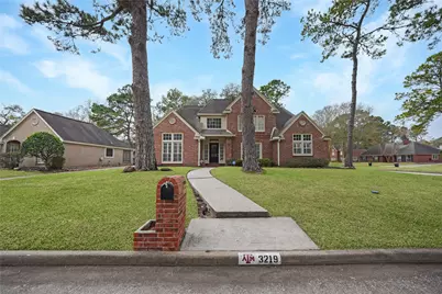 3219 Manor Grove Drive, Kingwood, TX 77345 - Photo 3