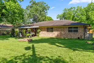 30 Live Oak St, Van Vleck, TX 77482 - Photo 35
