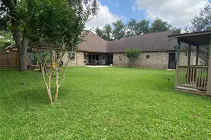 216 Dewberry Dr, Lake Jackson, TX 77566 - Photo 35