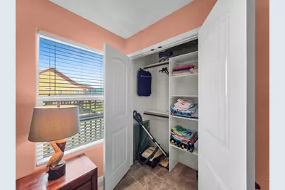 931 S Gateway, Crystal Beach, TX 77650 - Photo 39