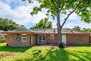 9109 Lugary Dr, Houston, TX 77074 - Photo 7