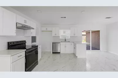 9109 Lugary Drive, Houston, TX 77074 - Photo 15