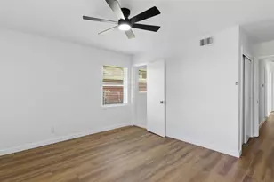 9109 Lugary Dr, Houston, TX 77074 - Photo 17