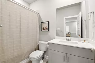 8412 Arden valley Ln, Houston, TX 77063 - Photo 27