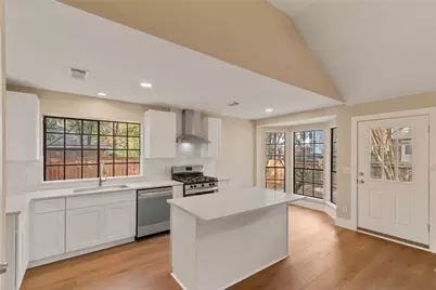 10 White Fawn Drive, Spring, TX 77381 - Photo 9