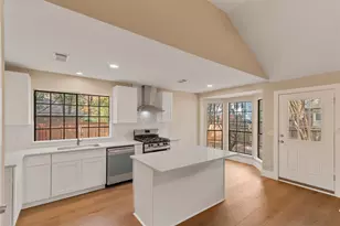 10 White Fawn Dr, Spring, TX 77381 - Photo 9