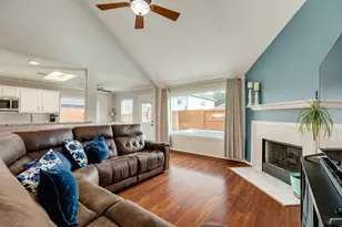 4113 Merlet Dr, Pearland, TX 77584 - Photo 9