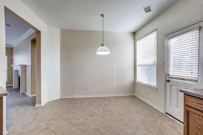 9907 Valance Way, Conroe, TX 77385 - Photo 13