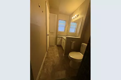 4427 Trafalgar Drive, Houston, TX 77045 - Photo 15