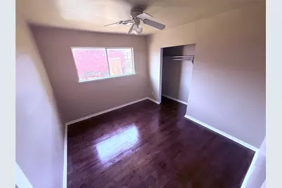 4427 Trafalgar Drive, Houston, TX 77045 - Photo 9