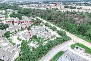 12830 Willow Centre Dr, Houston, TX 77066 - Photo 3