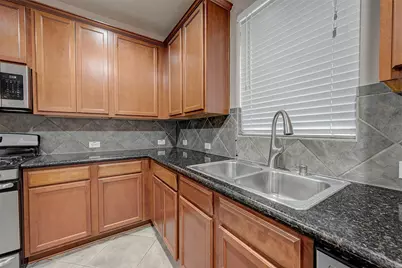 74 San Simeon Drive, Manvel, TX 77578 - Photo 7