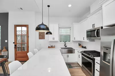 10965 Fire Creek Drive, Houston, TX 77043 - Photo 9