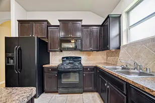 15515 Granite Mountain Trail, Houston, TX 77049 - Photo 11
