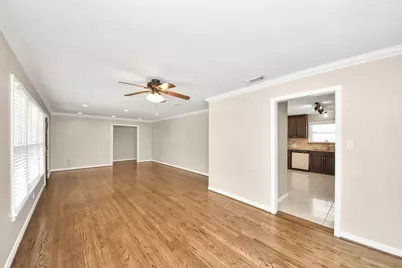 3419 Norris Drive, Houston, TX 77025 - Photo 11