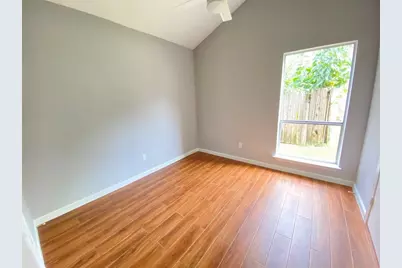1011 Melford Avenue, Pearland, TX 77584 - Photo 15