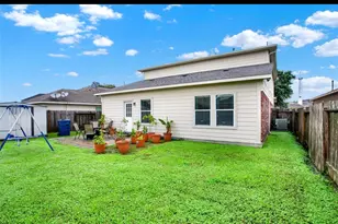 7035 Primrose Rd, Baytown, TX 77521 - Photo 17