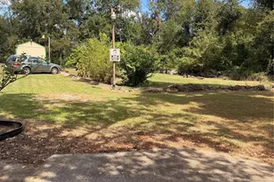 200 Dr Martin Luther King Jr Pl S, Conroe, TX 77301 - Photo 19
