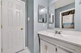 10075 Westpark Dr, Houston, TX 77042 - Photo 17