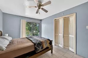 10075 Westpark Dr, Houston, TX 77042 - Photo 13