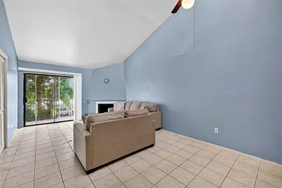 10075 Westpark Drive #73, Houston, TX 77042 - Photo 9