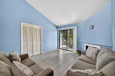 10075 Westpark Drive #73, Houston, TX 77042 - Photo 7