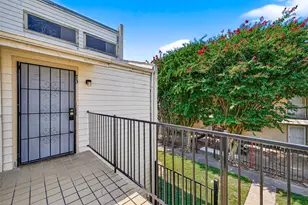 10075 Westpark Dr, Houston, TX 77042 - Photo 3