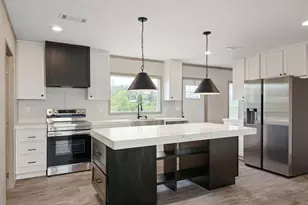 411 County Rd 282, Sargent, TX 77414 - Photo 7