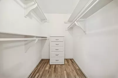2127 Blue Willow Drive, Houston, TX 77042 - Photo 21