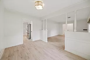 2127 Blue Willow Dr, Houston, TX 77042 - Photo 7