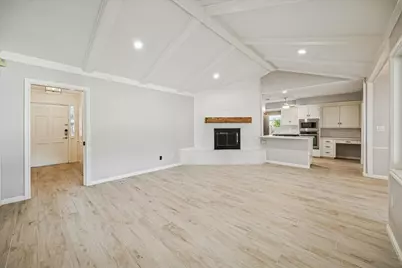 2127 Blue Willow Drive, Houston, TX 77042 - Photo 11