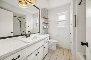 2127 Blue Willow Dr, Houston, TX 77042 - Photo 25