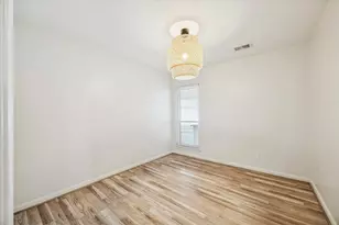 2127 Blue Willow Dr, Houston, TX 77042 - Photo 23