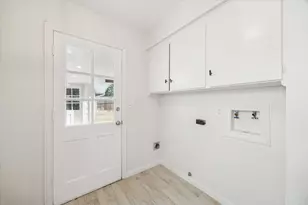 2127 Blue Willow Dr, Houston, TX 77042 - Photo 27