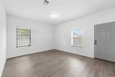 319 N Carolina Street #A, Houston, TX 77029 - Photo 15