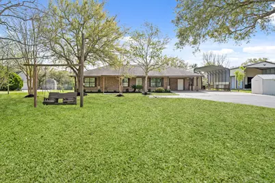 4309 S Elm Avenue, Santa Fe, TX 77517 - Photo 1