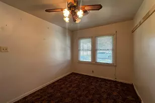 423 Newton St, Orange, TX 77630 - Photo 5